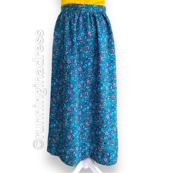 Vintage 70’s The Villager Vibrant Polyester Maxi Skirt Tagged 16 See Measurement - Picture 4 of 14